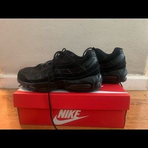 Airmax 95 8.5 mens black